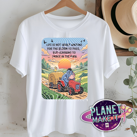 Waiting For The Storm - T-Shirt