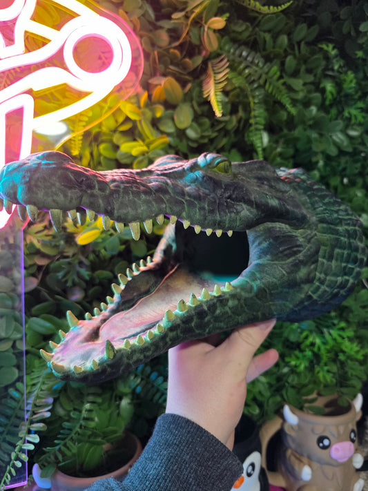 🐊Saltwater Crocodile RGB Light - 3D Printed & Hand painted🐊 - LIMITED EDITION